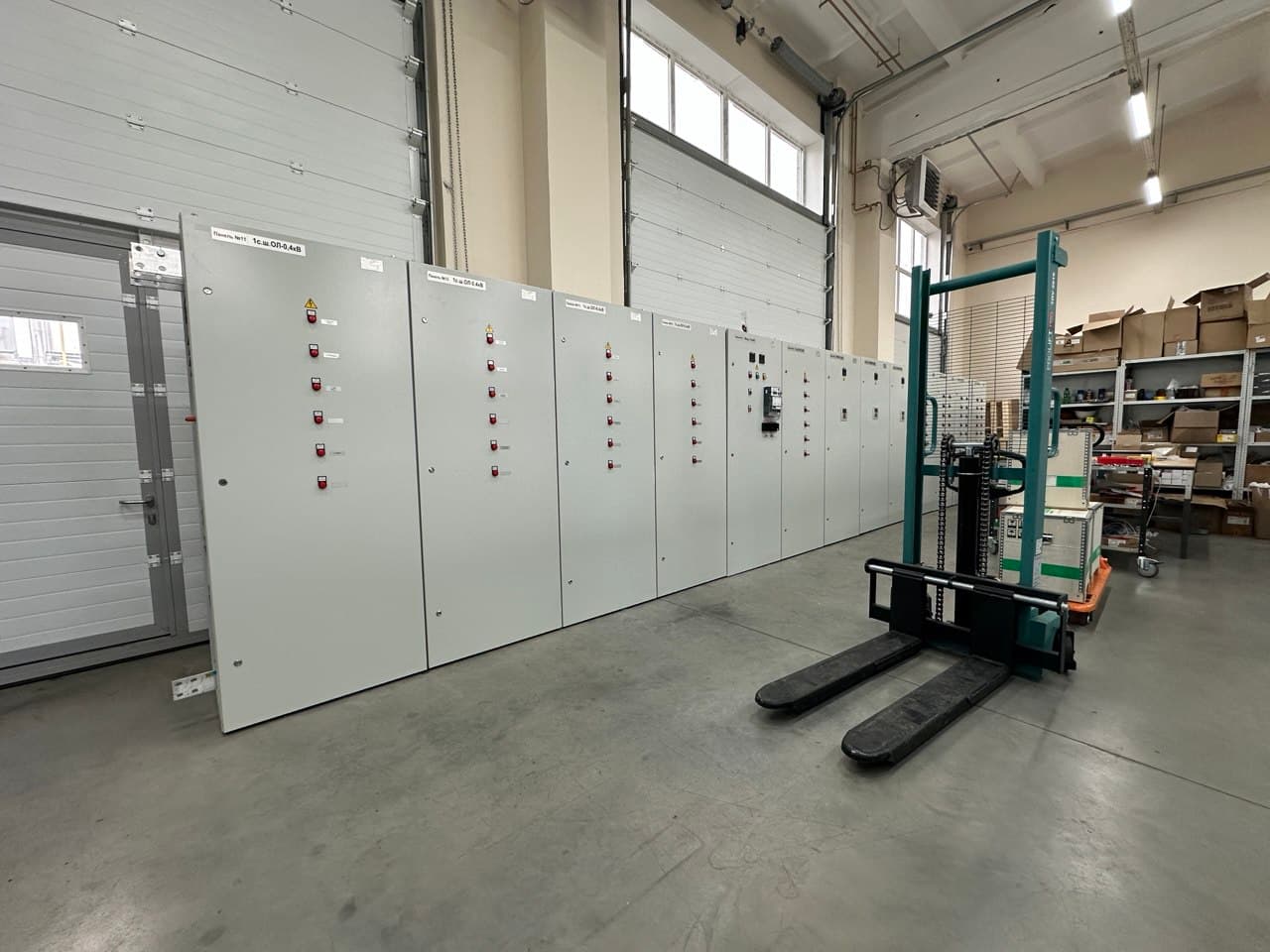 Закрытый шкаф